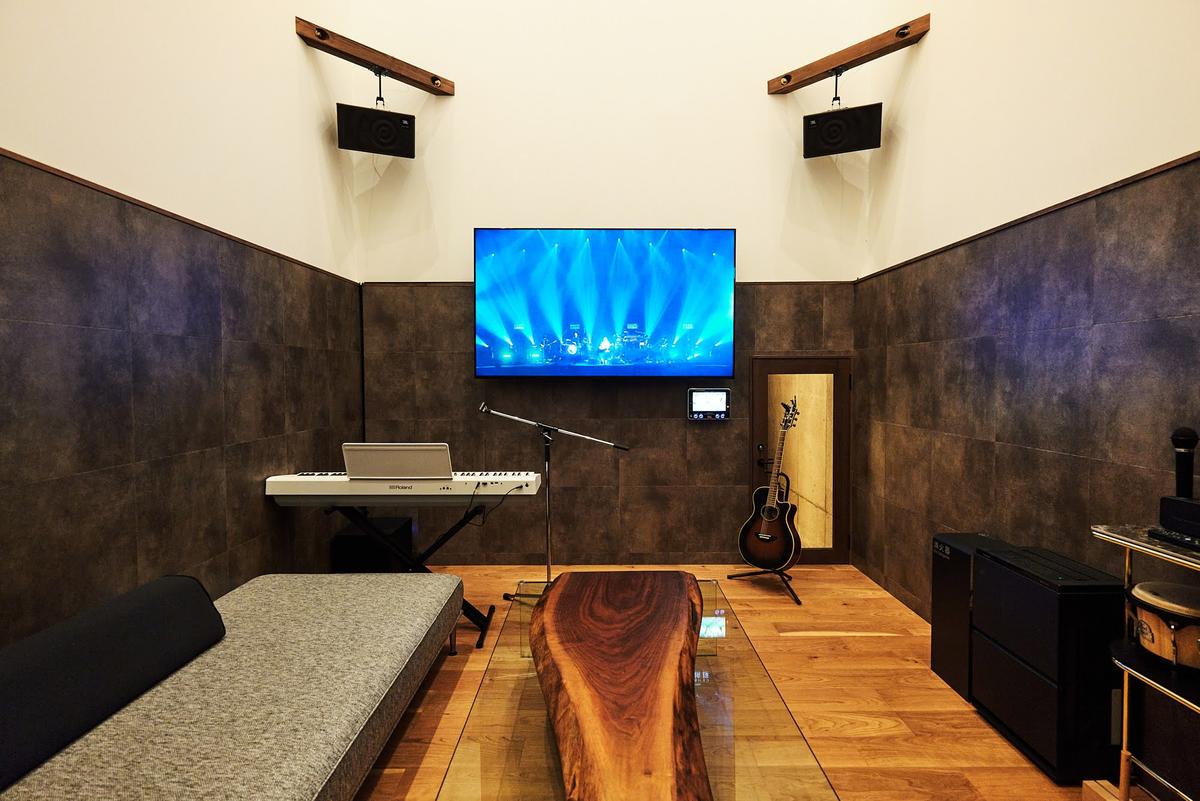 ミヤマテラス新館インザブリーズ　1泊ご宿泊券　1～4名様 宿泊券 関西 京都府 旅行 1泊 ミヤマテラス 宿泊補助券 施設利用券 チケット 旅行券 ペット可 ペット同伴 ペットOK 宿泊 一棟貸し 別荘 貸し別荘 バーベキュー 京都 