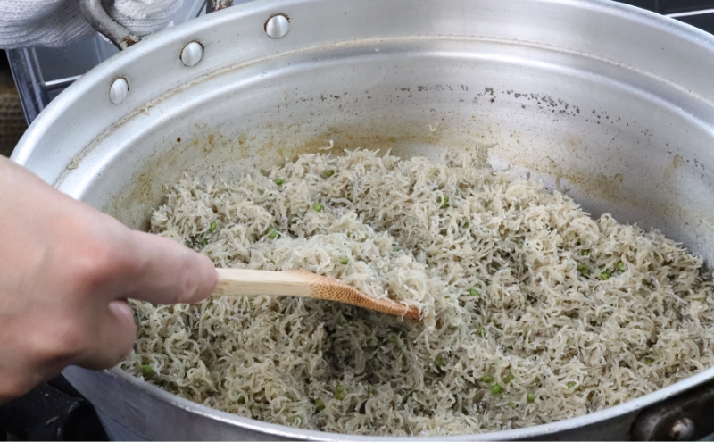 ちりめん山椒 120g×1パック 京都丹波 日本料理津多屋　ちりめんじゃこ　ご飯　ごはん　ふりかけ　おにぎり　山椒　京都府　南丹市