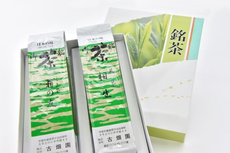 京の老舗　古畑園の特選宇治茶(煎茶150g、雁が音150g)〈宇治茶 お茶 茶 煎茶 深むし 深蒸し茶 緑茶 茎茶 くき茶 雁が音 茶葉 高級 特選 最高金賞 飲料 老舗 化粧箱〉