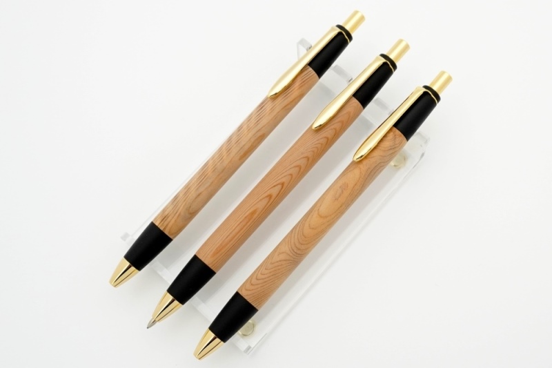 【12月23日受付分まで「年内配送」可】天然屋久杉無垢シャープペンシル・ストレートタイプ(0.5mm)1本 〈 ペン 文具 文房具 シャーペン 木軸 ギフト 贈答 プレゼント 工芸品〉 