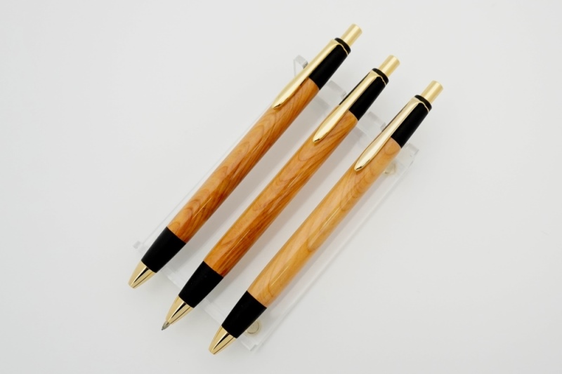 屋久島産【天然ヒノキ】シャープペンシル・ストレートタイプ(0.5mm)1本 〈 ペン 文具 文房具 シャーペン ギフト 贈答 プレゼント 工芸品〉 