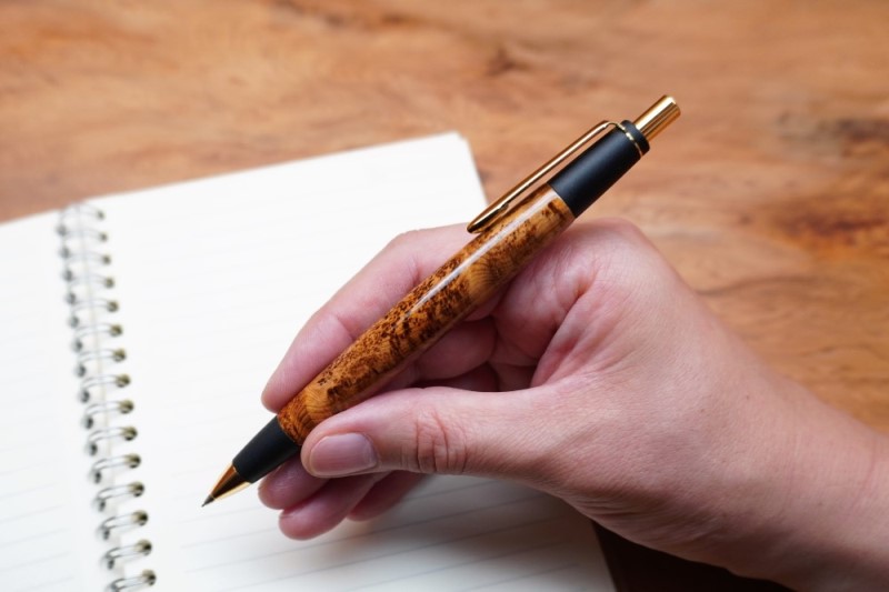 天然屋久杉【極上泡瘤】シャープペンシル(0.5mm)1本〈 文具 シャーペン 工芸品 文房具 ギフト 贈答 木軸 入学 高級 記念〉 ボールペン 