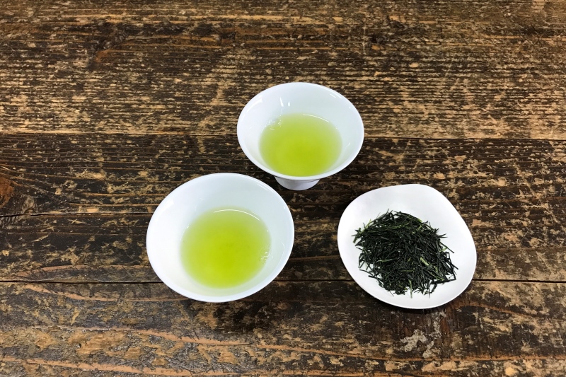 三春園の特選宇治煎茶（180g×2缶） 特選煎茶 宇治 煎茶 三春園 京都 宇治田原町