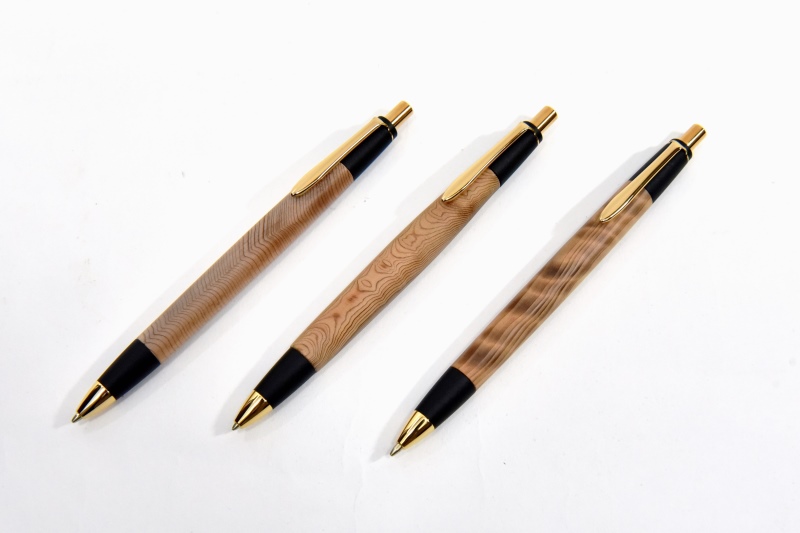 天然屋久杉【無垢】シャープペンシル(0.5mm)1本〈 ペン 文具 文房具 シャーペン 木軸 木製 ギフト 贈答 プレゼント 記念 工芸品〉 