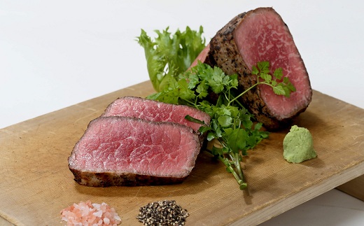 【2026年1月中旬以降発送】自家製 ローストビーフ × 焼豚 セット 黒毛和牛 牛肉 直火焼き ソース付き 焼き豚 ロース チャーシュー ラーメン 豚肉 肉 お肉 国産 自家製タレ たれ 人気 おすすめ おかず 惣菜 お歳暮 お中元 ギフト焼豚丼 あっさり 冷凍 京都 京丹波町 ※北海道・沖縄・その他離島は配送不可 [018IZ001]