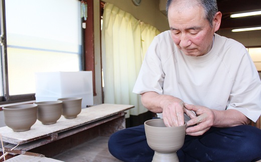 京丹波町の窯元「工房瑞穂」特製の大皿（ピンク）