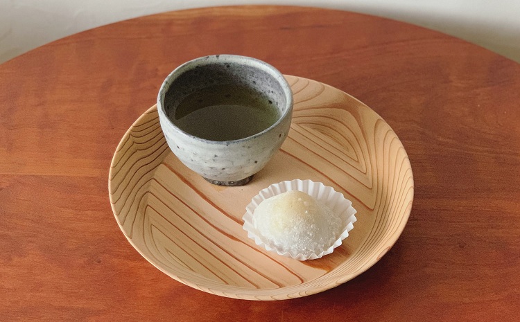 京丹波産ヒノキのお皿