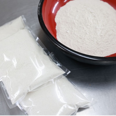 石うすで挽いたそば粉 3袋(500g×3) 京都府伊根町より本格二八そばが打てる蕎麦粉をお届け【1735005】