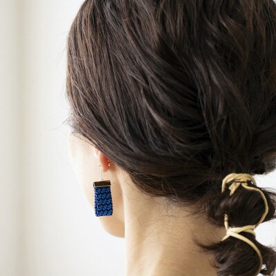 kuska fabricのガルザピアス【丹後ブルー】世界でも稀な手織りファブリック【1341716】