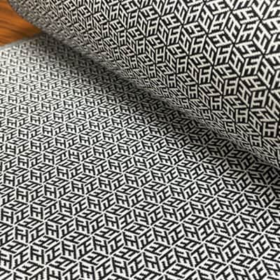 ワタマサタマサ　洗える絹の御召　オーダーメイド仕立て上がり　風通　やすら織正六角白黒　シルク100%【1605997】