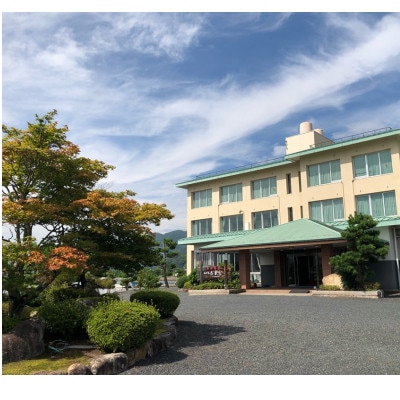 天橋立・岩滝温泉 ホテル喜楽家(本館)　冬の味覚!松葉ガニづくしプラン ペア宿泊券(1泊2食付き)【1693332】