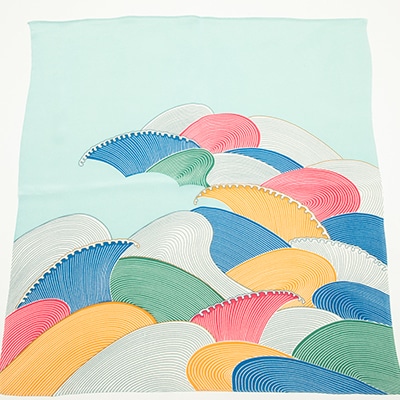 正絹ちりめん友禅御風呂敷(五彩浪) 水色　シルク100%　国産ふろしき　【高島屋選定品】【1067642】