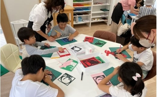 切り絵ワークショップ　入門コース（２名様）/ 切り絵 体験 教室 アート ワークショップ 豊中市 ものづくり ペア 初心者【kubo0001】