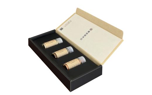 薬味詰合せ３本セットA（焙煎黒七味・ 柚子胡椒 ・燻製にんにく塩胡椒）【omad0001】