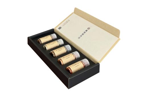 薬味詰合せ５本セットB（焙煎黒七味 ・もみじポン酢・赤味噌ごま唐辛子・焙煎にんにく塩・焙煎にんにく醤油）【omad0005】