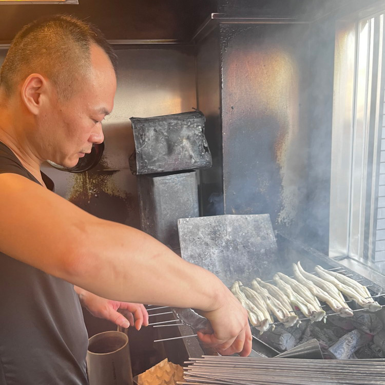 【冷蔵配送】備長炭手焼き国産うなぎ関西風蒲焼き2尾・白焼き2尾（1尾あたり160g～170g） ※北海道・沖縄・離島への配送不可