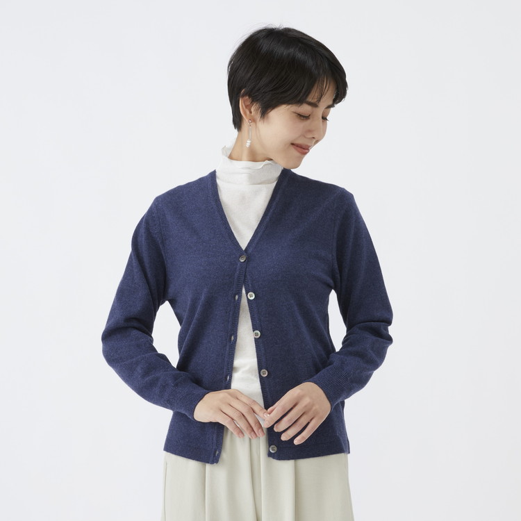 日本製 カシミヤ100% レディース Vカーディガン インディコブルー 2Lサイズ 90805