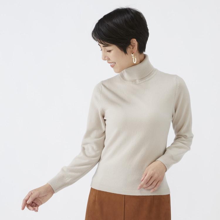 日本製 カシミヤ100% レディース タートルネック ライトベージュ 2Lサイズ