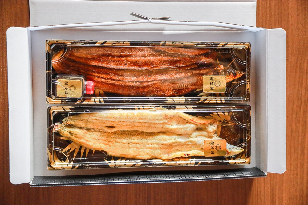 【定期便12ヶ月】[特大] 国産 関西風地焼き うなぎ【白焼】 2尾 360g以上 ｜ うなぎ 泉大津 鰻 蒲焼き 冷凍鰻 活鰻 鰻次郎 うな重 土用の丑の日 お取り寄せ 高級 うなぎの日 ウナギ unagi ※離島への配送不可