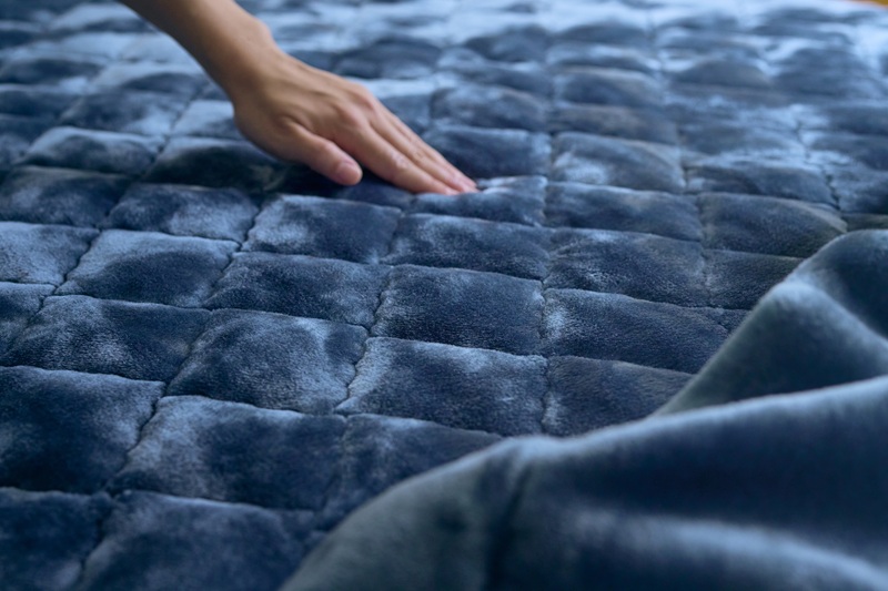 アクリル敷きパッド 極暖 吸湿発熱 シングルサイズ 100×205cm