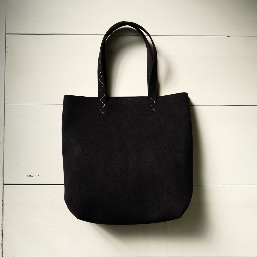 トートバッグ (ブラック) Ultrasuede (R)｜人工皮革 服飾雑貨 メンズ レディース 男女兼用 田村製作所 大阪府守口市 [2582]
