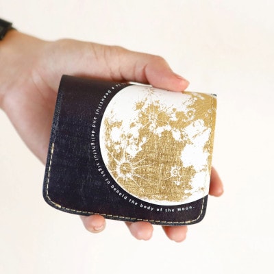 クアトロガッツ ミニ財布 小さいふ。コンチャ 月面着陸 JAPANレザー【1615984】