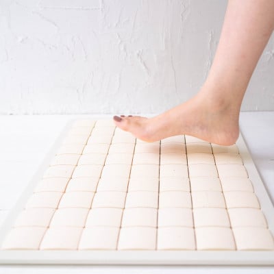 PUREREFRE 珪藻土バスマット コンパクト ホワイト M【1689805】