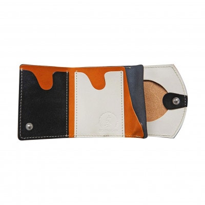 【ちゃんと地球に還る革】クアトロガッツ ミニ財布 小さいふ。ペケーニョ キャラメル 栃木レザー【1270358】