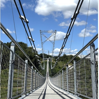 【GRAVITATE OSAKA】入園・吊り橋通行券&飲食クーポン券(大人2名様+小学生2名様分)【1659394】