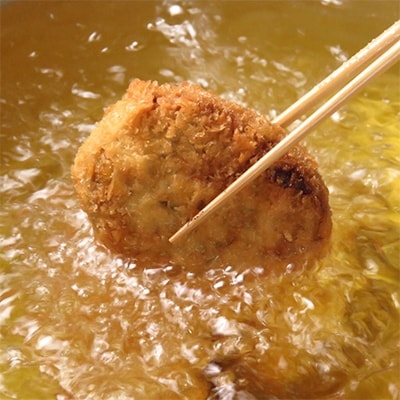 割烹片桐牛すじゴロゴロカレーコロッケ(10個)【配送不可地域：離島】【1118762】