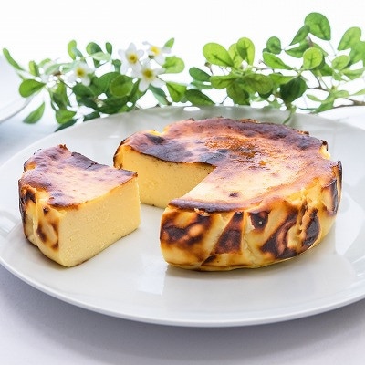 茨木バスクチーズケーキ　ホール　プレーン　抹茶　ピスタチオ【配送不可地域：離島】【1436431】