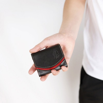 【ちゃんと地球に還る革】クアトロガッツ ミニ財布 小さいふ。ペケーニョ ブラックベリー 栃木レザー【1270357】