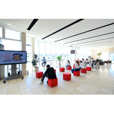 茨木ドライビングスクール教習割引券(10,000円分)【1653762】