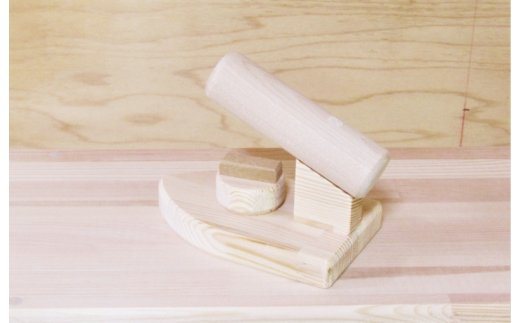 手作り木製 アイロン台（アイロン付き）