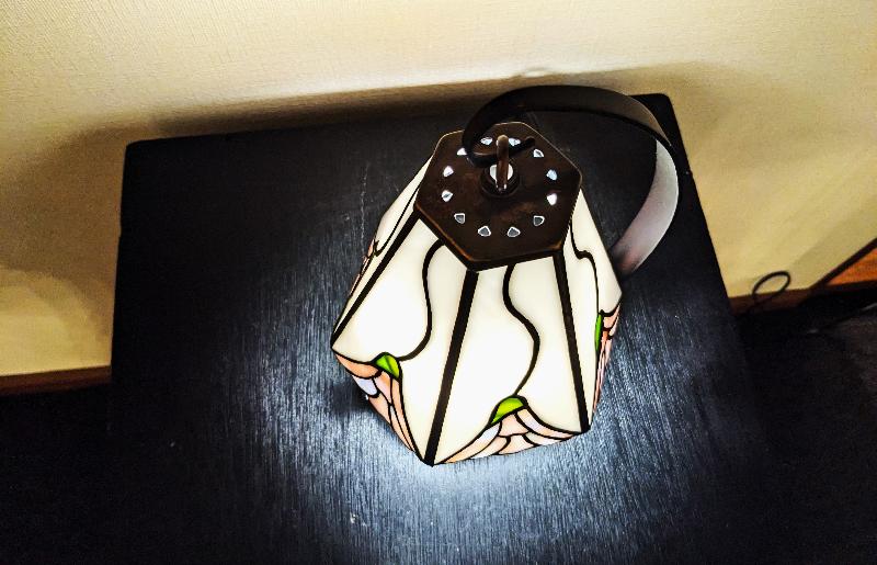 ステンドグラス・ミニ吊りランプ（白）