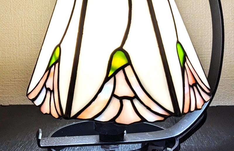 ステンドグラス・ミニ吊りランプ（白）