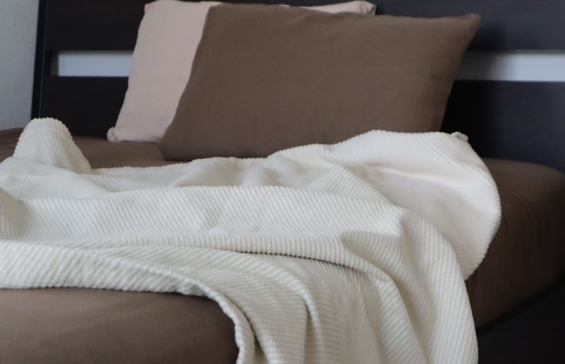 ãtissu de coton/ããã«ã¬ãŒãŒãæ³å·åéšç¹ ãããŒã±ãŒã¹ 1æïŒãã©ãŠã³ïŒïŒã¹ããŒãçºéïŒ