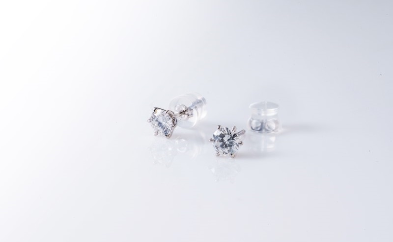 【高島屋選定品】プラチナダイヤモンド スタッドピアス【ARC-EN-CIEL (アルカンシェル) ダイヤ 0.3ct D IF 3EX (GIA)】 TUC0012