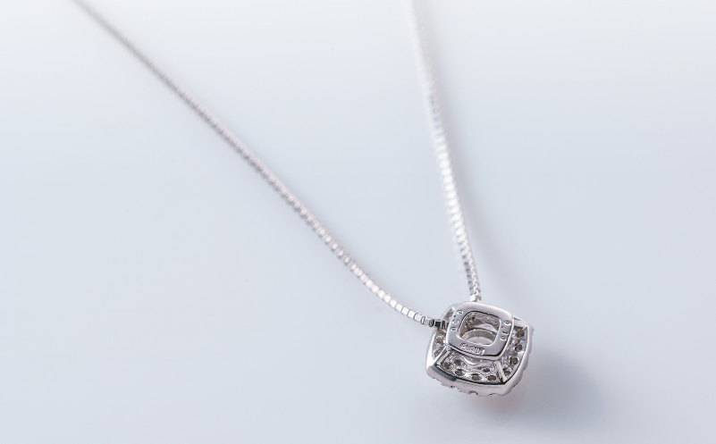 【高島屋選定品】プラチナダイヤモンド ペンダント 中石ダイヤ 0.3ct D IF 3EX (GIA)【鑑別書付き ARC-EN-CIEL (アルカンシェル) ジュエリー プレゼント ギフト ファッション アクセサリー 贈り物 贈答 お祝い 記念日】