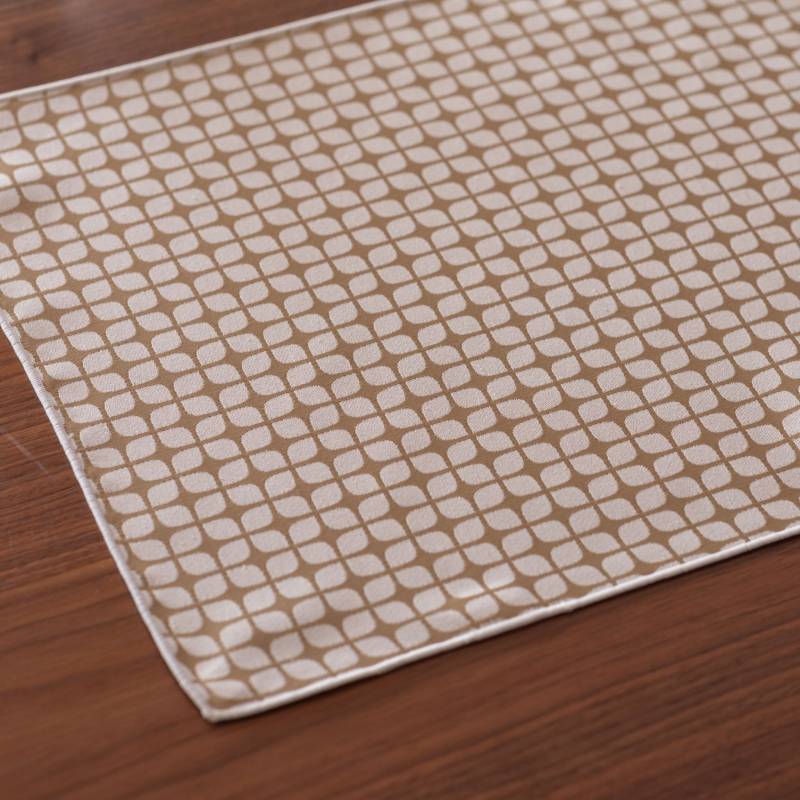 ããŒãã«ã©ã³ã㌠Calm Table runnerïŒã«ã«ã ã¹ããŒ