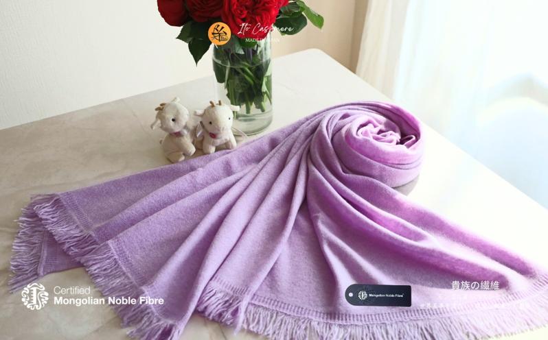 『Noble Fibre』100％カシミヤ・大判ストール ラベンダー【高級 カシミア おしゃれ ファッション 防寒 かしみあ】