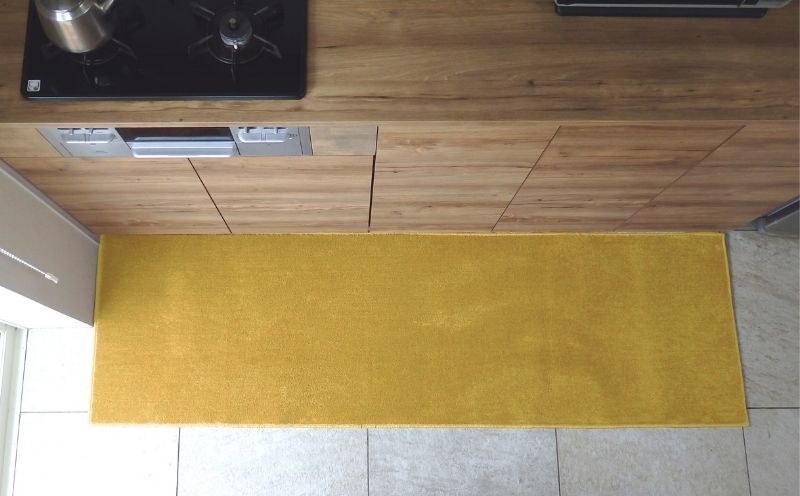 北欧風キッチンマット ラグマットタイプ 65×210cm ノーマル型 ゴールド 抗菌防臭 SEK 織人しきもの屋工房