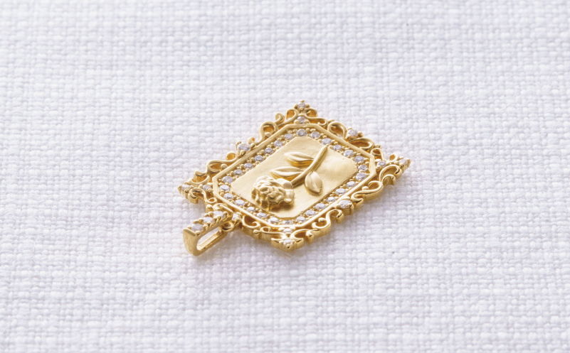 【高島屋選定品】純金(K24) ダイヤモンド ペンダントトップ (ダイヤ合計0.23ct)