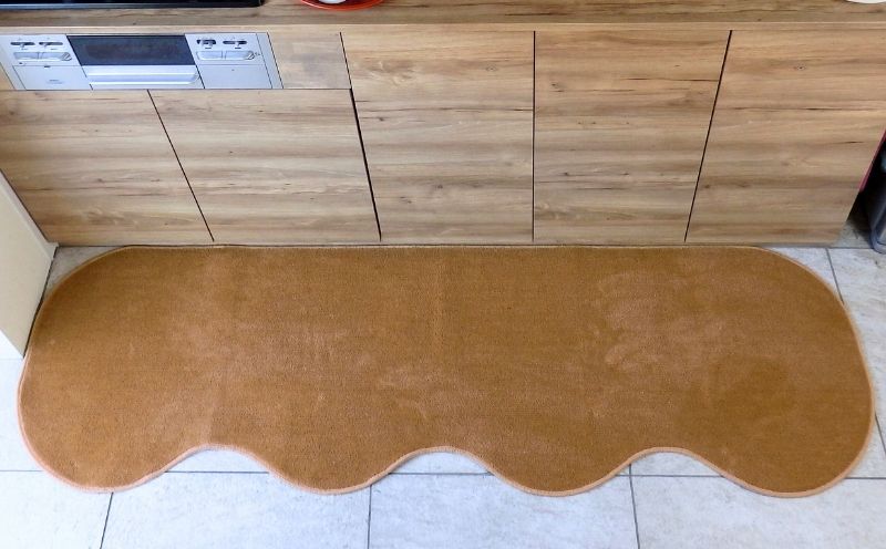 北欧風キッチンマット ラグマットタイプ 65×225cm ピーナッツ型 オーカー 抗菌防臭 SEK 織人しきもの屋工房