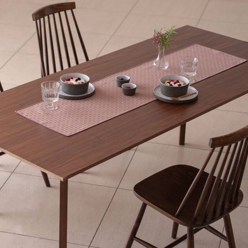 テーブルランナー Calm Table runner／カルム プラム