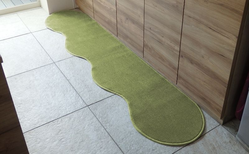 北欧風キッチンマット ラグマットタイプ 45×255cm ピーナッツ型 ピスタチオ 抗菌防臭 SEK 織人しきもの屋工房