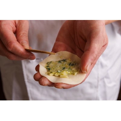 蓮花の冷凍餃子　16個入×2パック【配送不可地域：離島】【1683909】