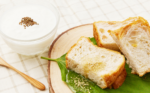 ≪3種:油・実・粉≫　国産えごま詰合せセット　「搾りたて」一番搾りのエクストラバージンオイル　大阪産【1696383】