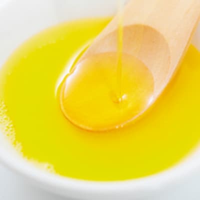 ≪3種:油・実・粉≫　国産えごま詰合せセット　「搾りたて」一番搾りのエクストラバージンオイル　大阪産【1696383】