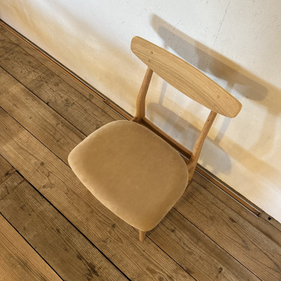 Cordial Dining Chair NAフレーム PFスウェード ベージュ【SWOF】【1558056】